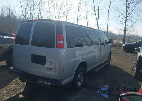 2022 GMC Savana Passenger Rwd 3500 Extended Wheelbase Lt z USA, uszkodzony, nr VIN 1GJZ7PFPXN1204802